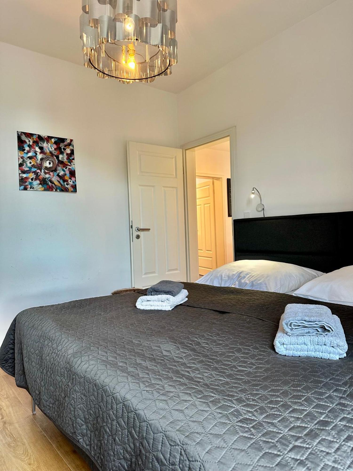 Modernes City-Apartment Mit Blick In Den Park Und 2 Baeder H9 Oldenburg Exteriér fotografie