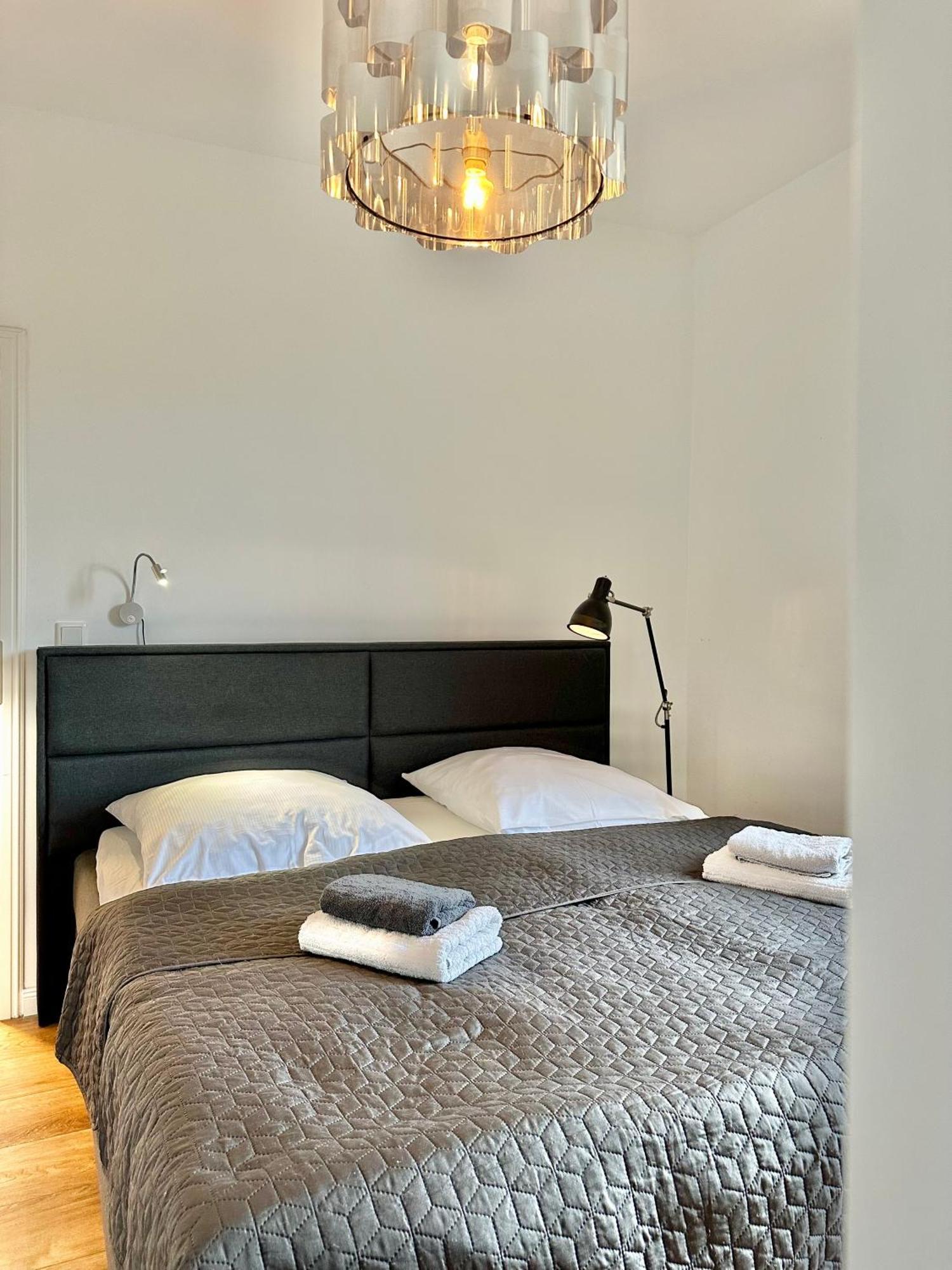 Modernes City-Apartment Mit Blick In Den Park Und 2 Baeder H9 Oldenburg Exteriér fotografie