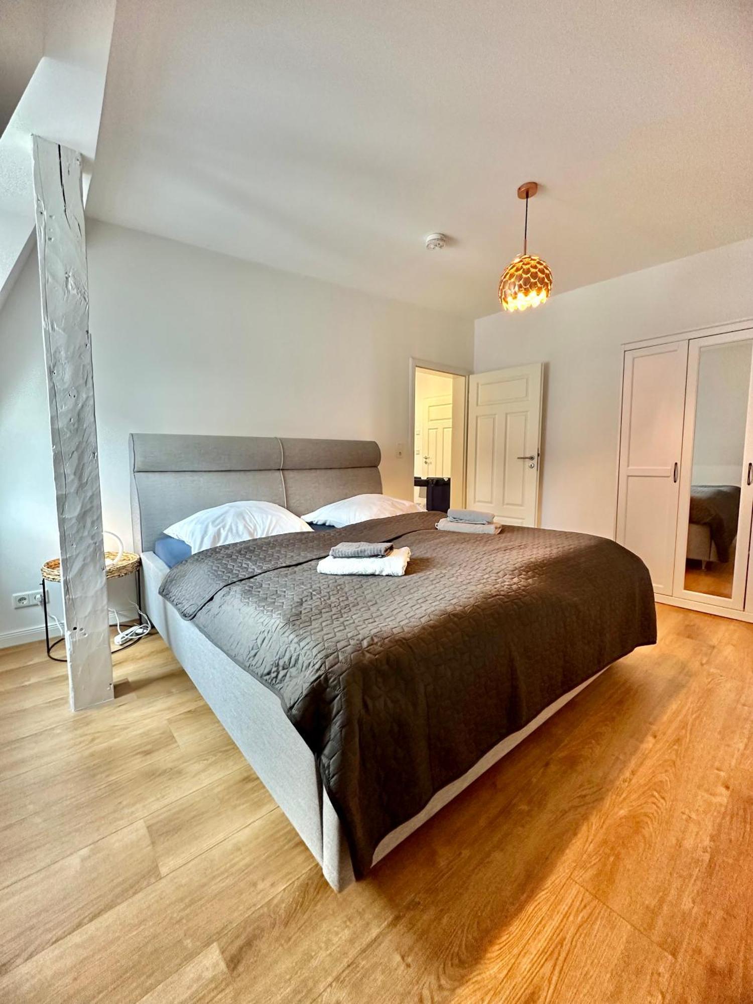 Modernes City-Apartment Mit Blick In Den Park Und 2 Baeder H9 Oldenburg Exteriér fotografie