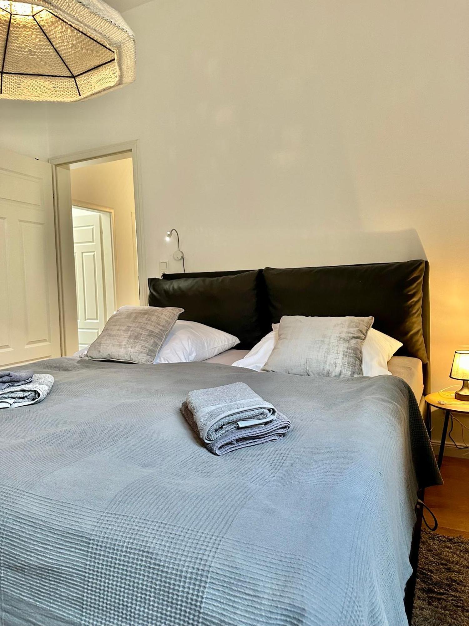 Modernes City-Apartment Mit Blick In Den Park Und 2 Baeder H9 Oldenburg Exteriér fotografie