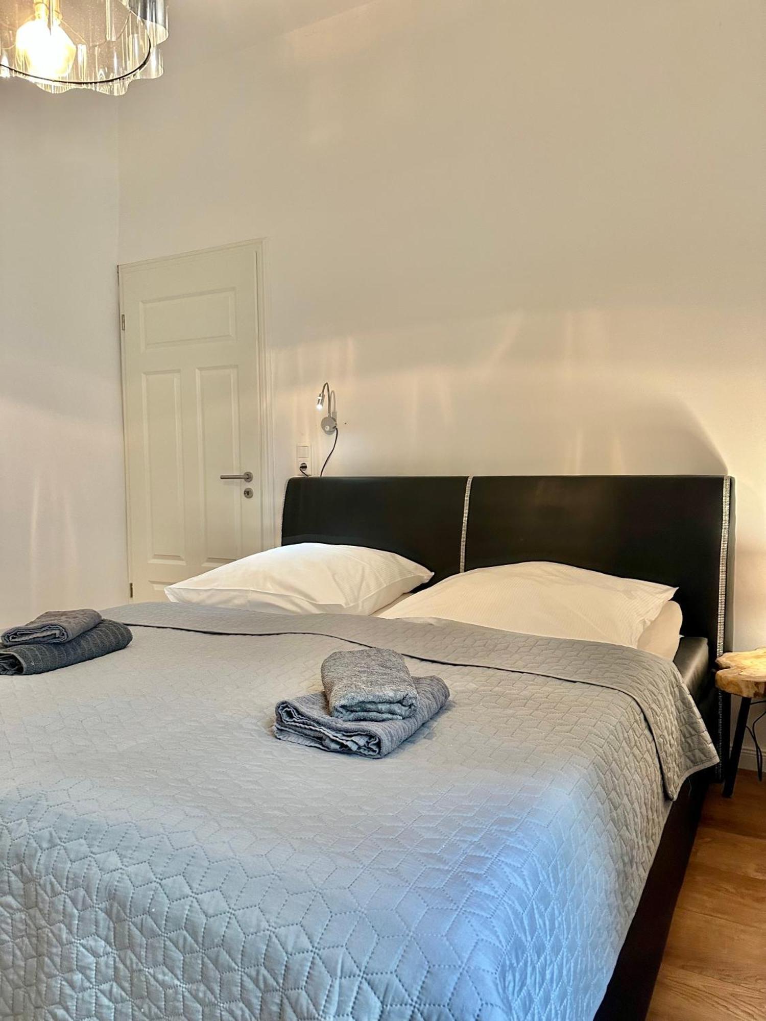 Modernes City-Apartment Mit Blick In Den Park Und 2 Baeder H9 Oldenburg Exteriér fotografie