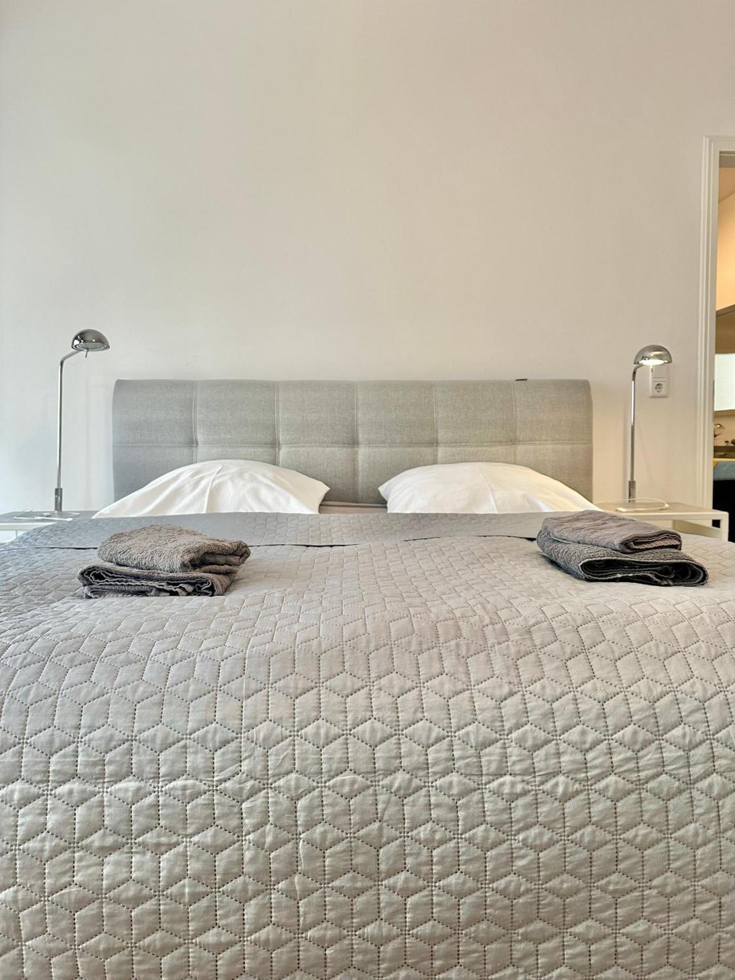 Modernes City-Apartment Mit Blick In Den Park Und 2 Baeder H9 Oldenburg Exteriér fotografie