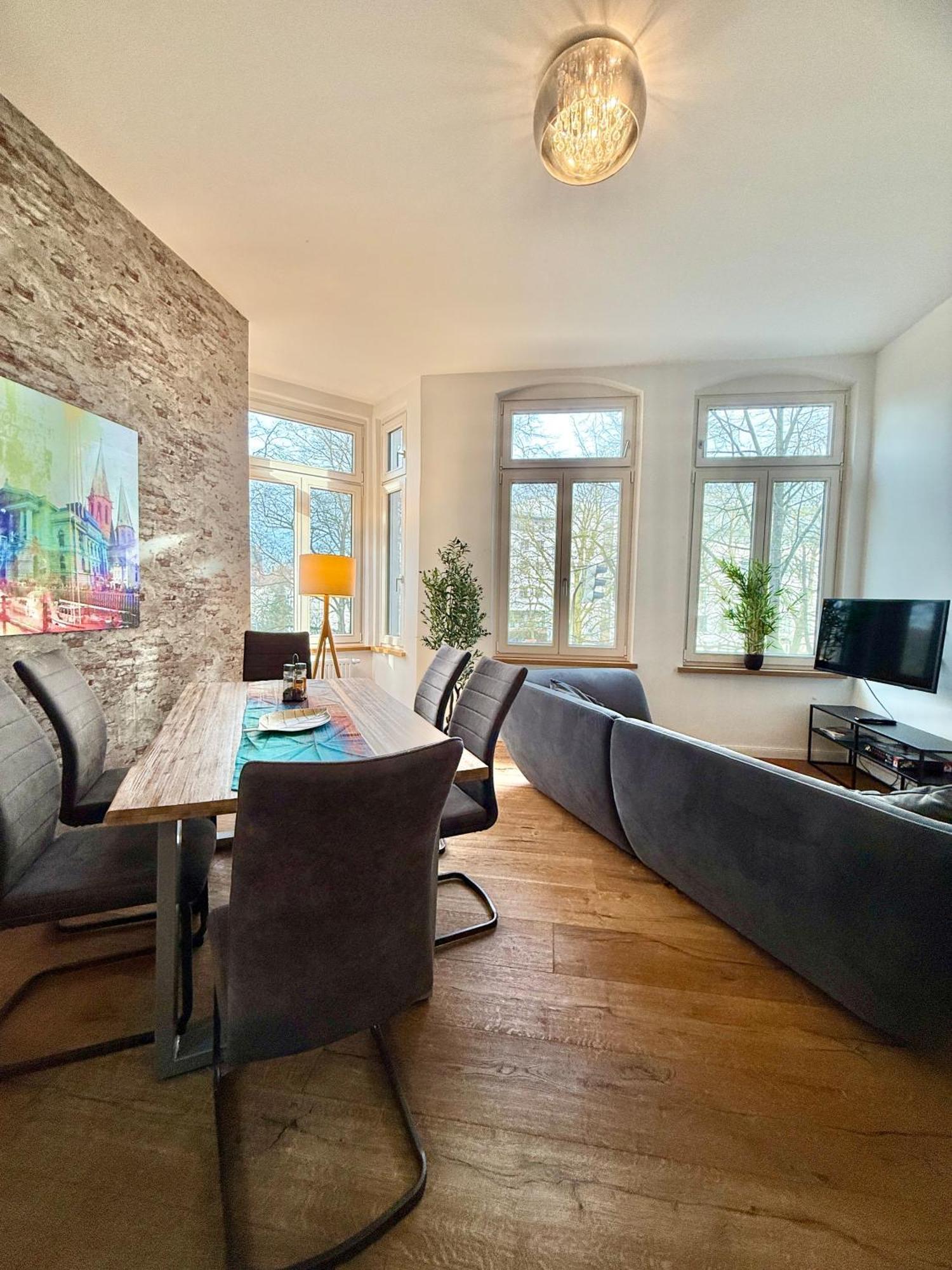 Modernes City-Apartment Mit Blick In Den Park Und 2 Baeder H9 Oldenburg Exteriér fotografie