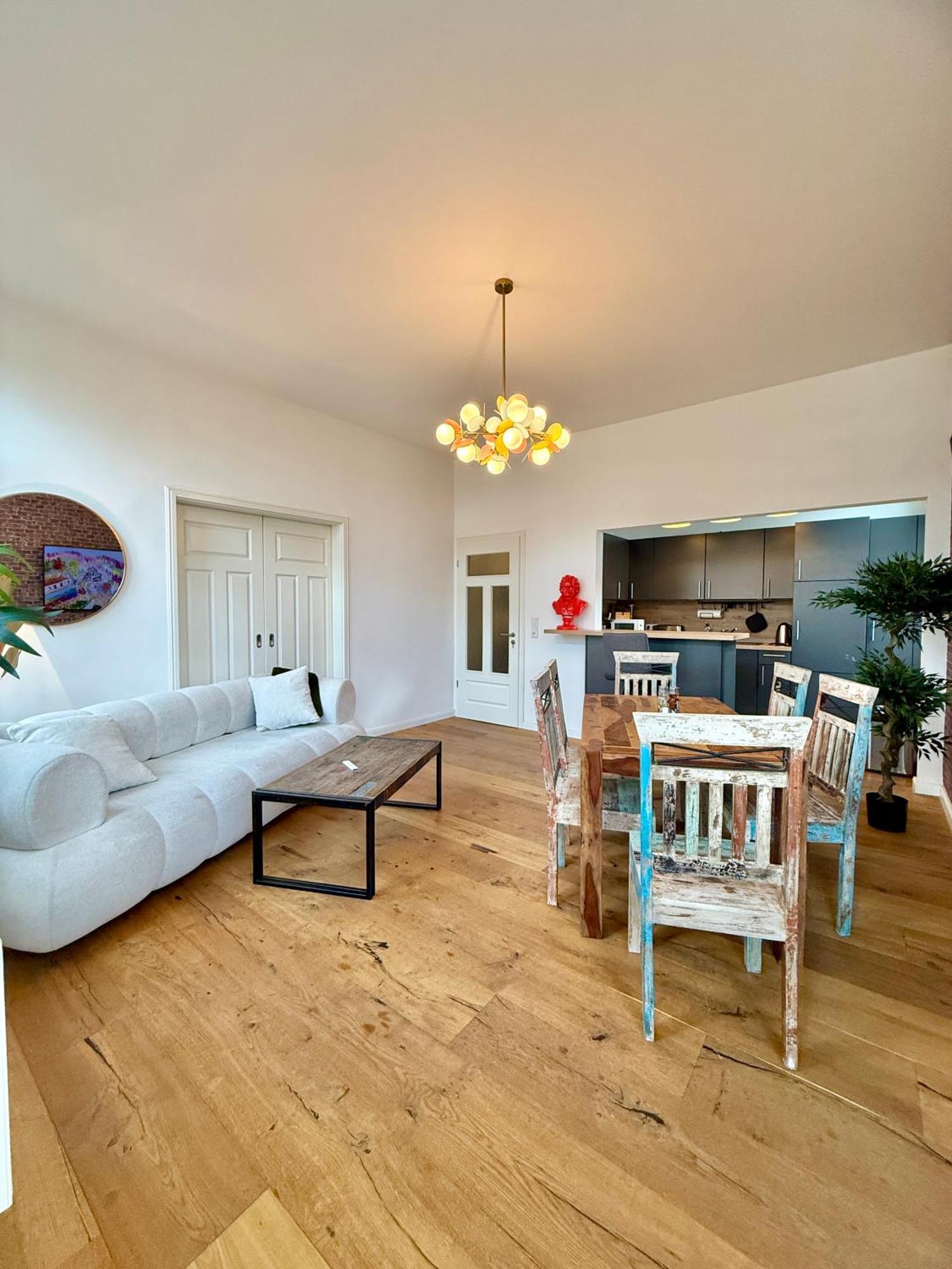 Modernes City-Apartment Mit Blick In Den Park Und 2 Baeder H9 Oldenburg Exteriér fotografie